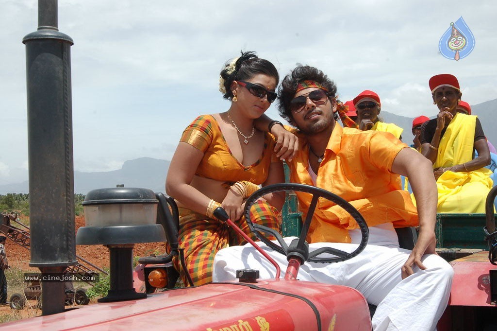 Idhayam Thiraiarangam Tamil Movie Stills - 10 / 74 photos