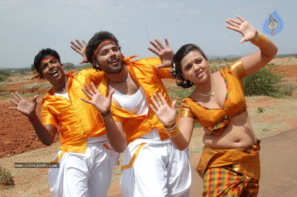 Idhayam Thiraiarangam Tamil Movie Stills - 34 / 74 photos
