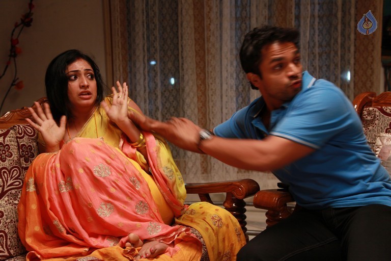 Idi Pedda Saithan Movie Photos - 6 / 11 photos