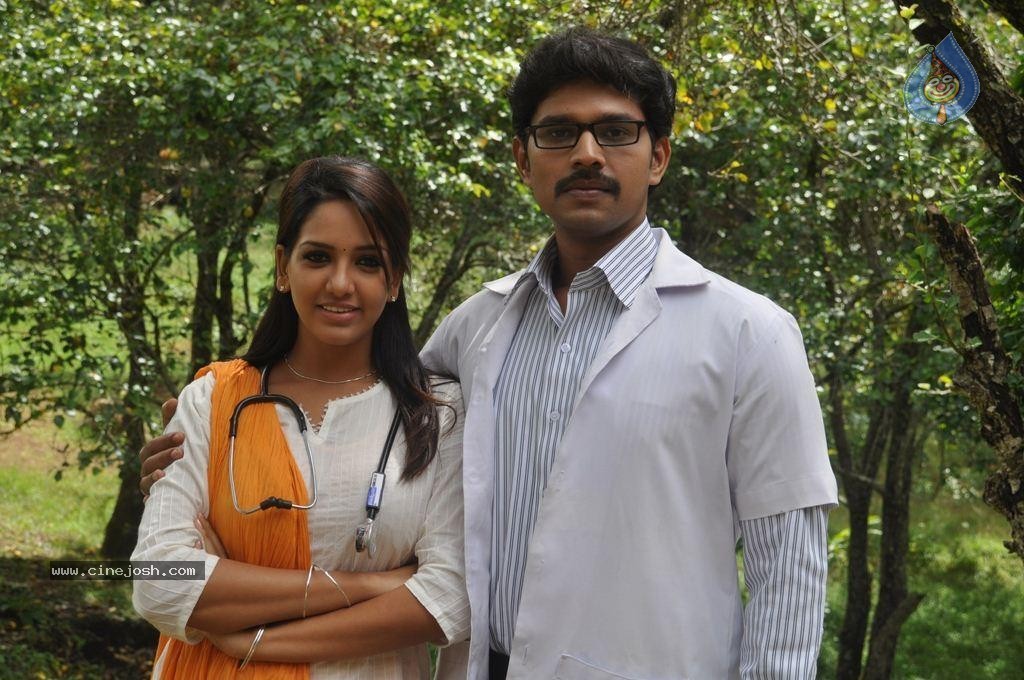 Ini Avane Tamil Movie Stills - 7 / 57 photos