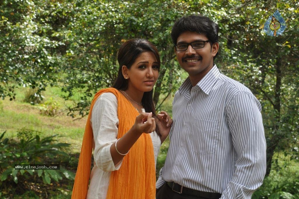 Ini Avane Tamil Movie Stills - 29 / 57 photos