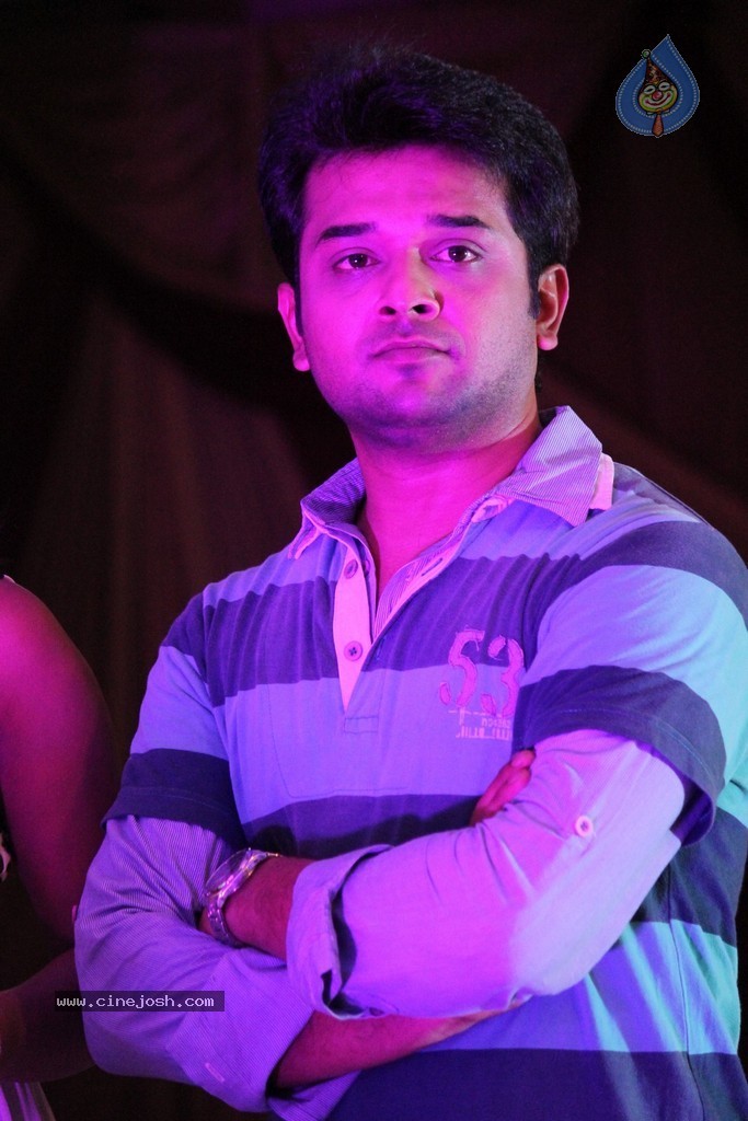 Inka Emi Anukoledu Movie Photos - 31 / 141 photos