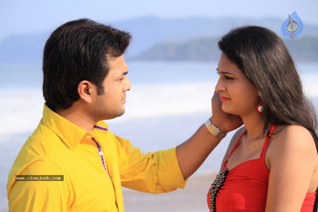 Inka Emi Anukoledu Movie Photos - 32 / 141 photos
