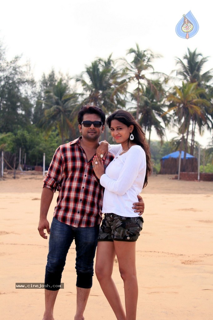Inka Emi Anukoledu Movie Stills - 2 / 9 photos