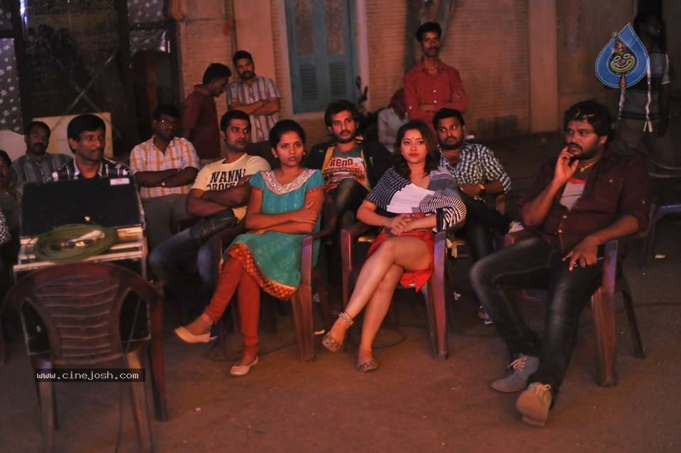Intelligent Idiots Movie Hot Stills - 15 / 38 photos