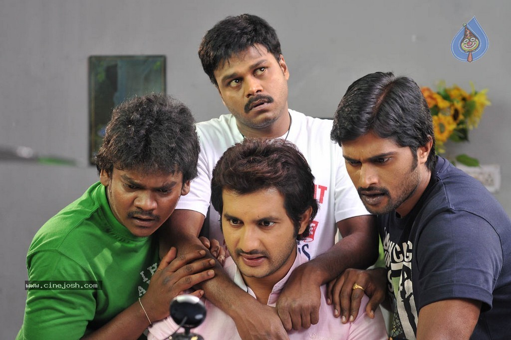 Intelligent Idiots Movie Stills n Walls - 57 / 73 photos