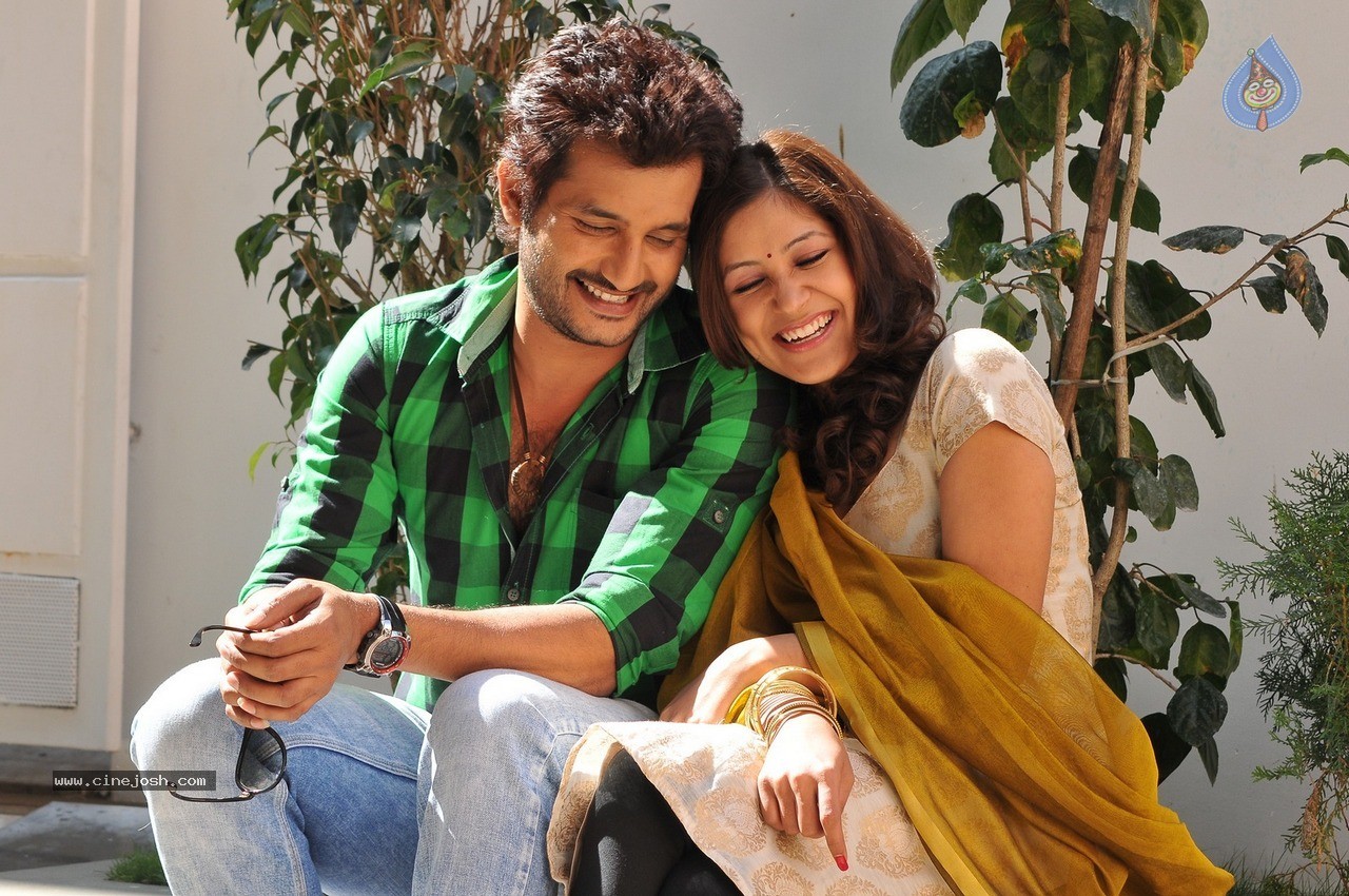 Intelligent Idiots Stills n Posters - 35 / 80 photos