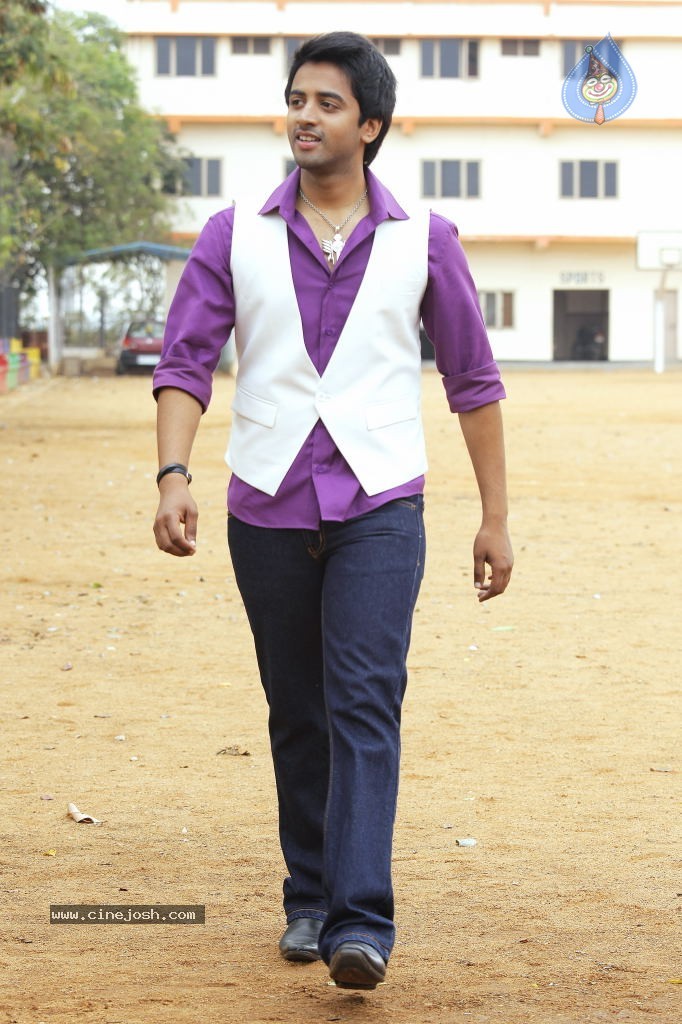 Intinta Annamayya Movie Stills - 6 / 14 photos