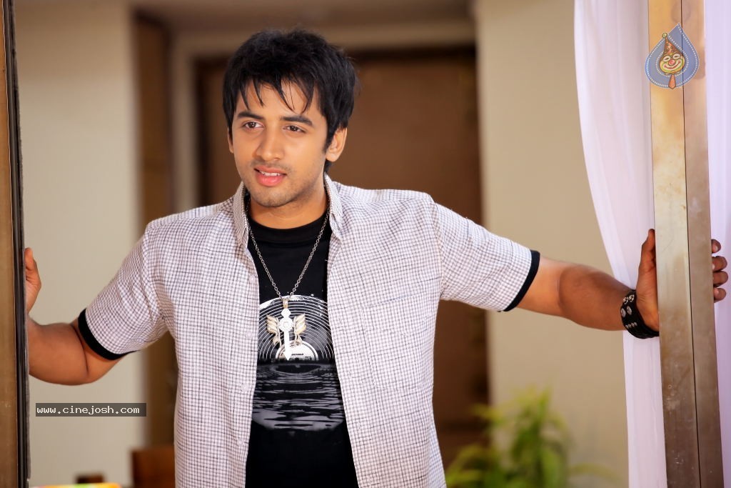 Intinta Annamayya Movie Stills - 9 / 14 photos