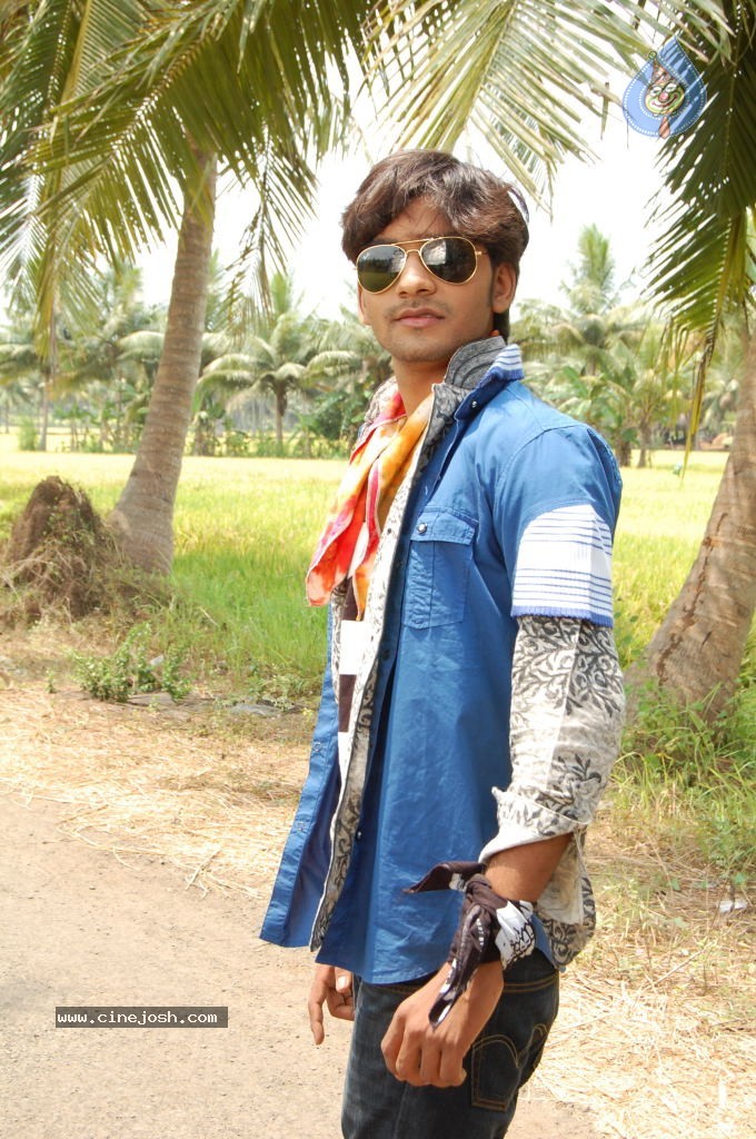 Iragadeestaa Movie Stills - 19 / 91 photos
