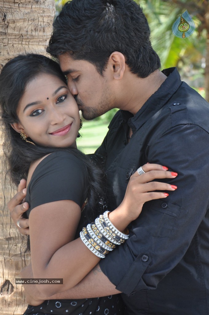 Iru Killadigal Tamil Movie Stills - 1 / 21 photos
