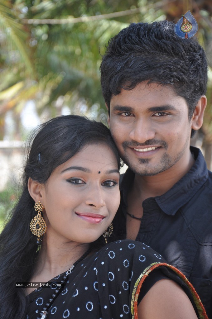 Iru Killadigal Tamil Movie Stills - 9 / 21 photos