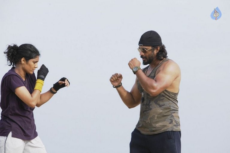 Irudhi Suttru Tamil Film Photos - 14 / 17 photos