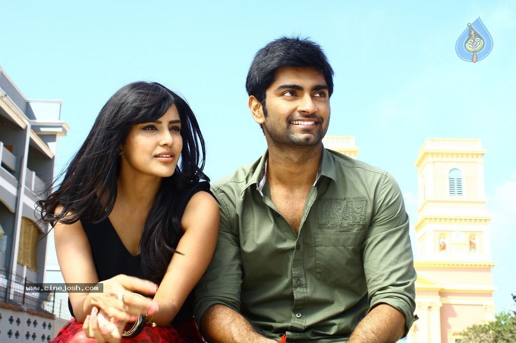 Irumbu Kuthirai Tamil Movie Stills - 18 / 48 photos
