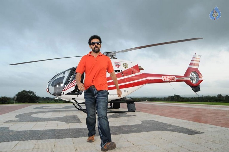 Iruvar Oppandham Tamil Film Photos - 11 / 49 photos