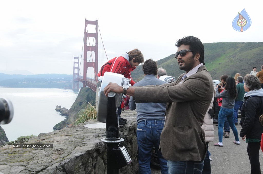 Iruvar Ullam Tamil Movie Stills - 25 / 53 photos