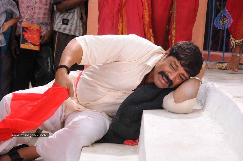 Ishta Sakhi Movie Stills - 15 / 183 photos