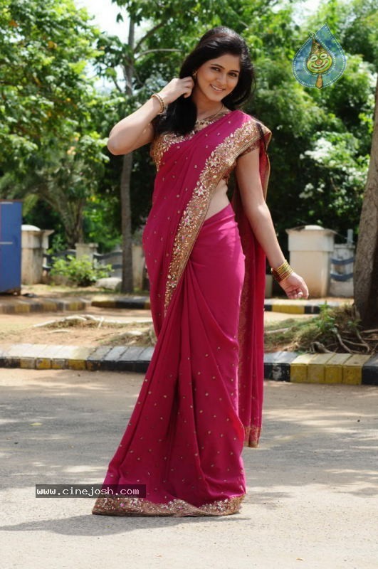 Ishtam Tamil Movie Stills - 17 / 29 photos