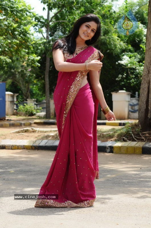 Ishtam Tamil Movie Stills - 29 / 29 photos