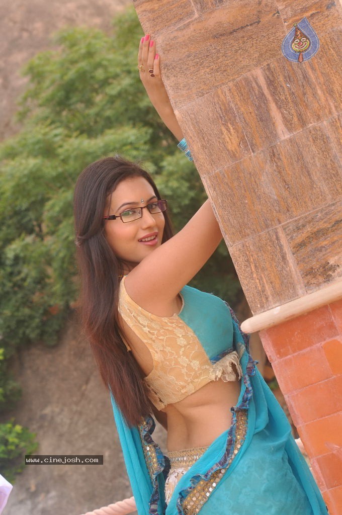 Ista Sakhi Movie New Stills - 10 / 24 photos