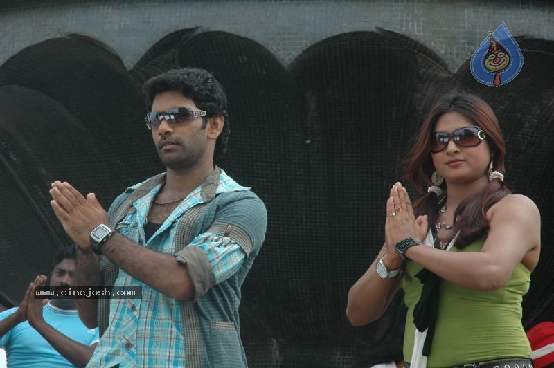 Istapadithe Movie New Stills - 42 / 46 photos