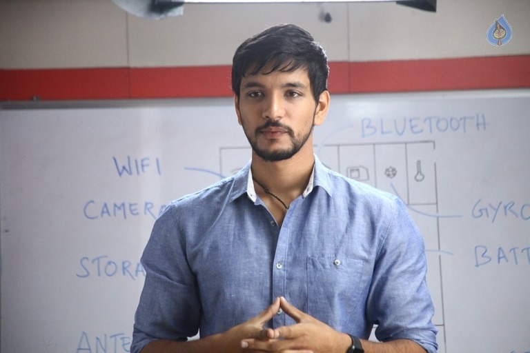 Ivan Thanthiran Tamil Movie Stills - 3 / 31 photos