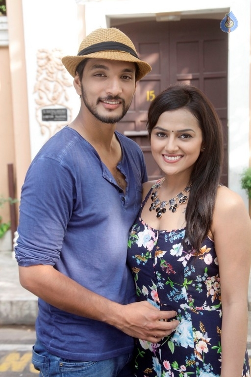 Ivan Thanthiran Tamil Movie Stills - 10 / 31 photos