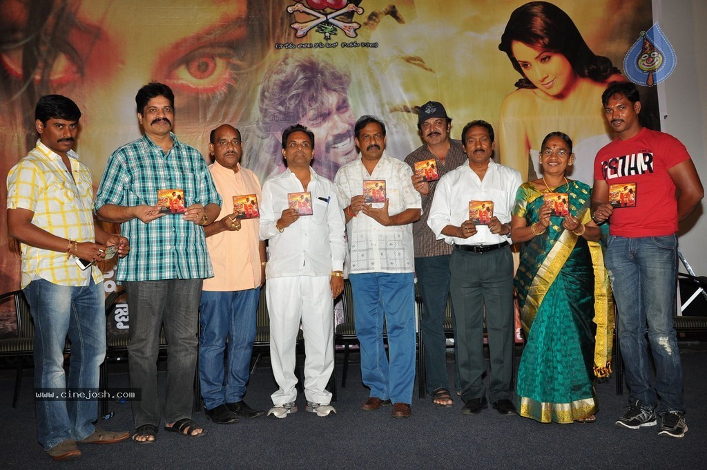 Jabaali Movie Hot Pics - 48 / 57 photos