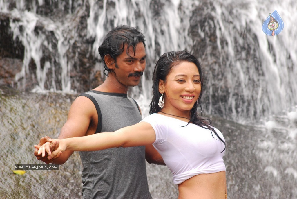 Jabaali Movie Hot Pics - 49 / 57 photos