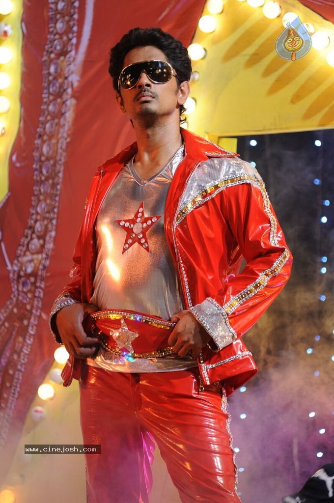 Jabardasth Movie Stills n Walls - 30 / 38 photos
