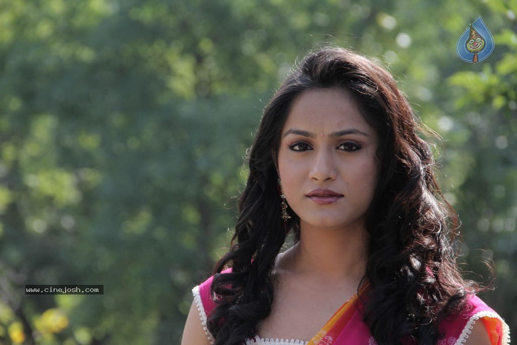 Jabilli Kosam Akasamalle New Stills - 16 / 26 photos