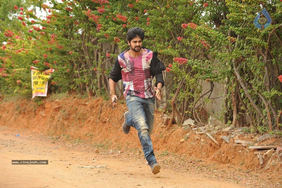 Jadoogadu Movie Stills n Walls - 2 / 51 photos