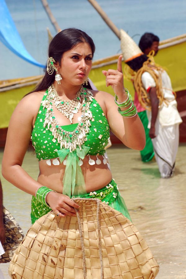 Namitha - Jagan Mohini - photos - 27 / 107 photos