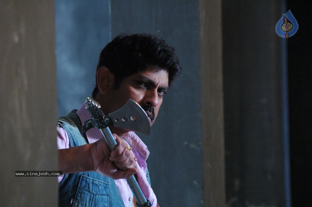 Jagathjentri Movie Stills n Walls - 30 / 45 photos