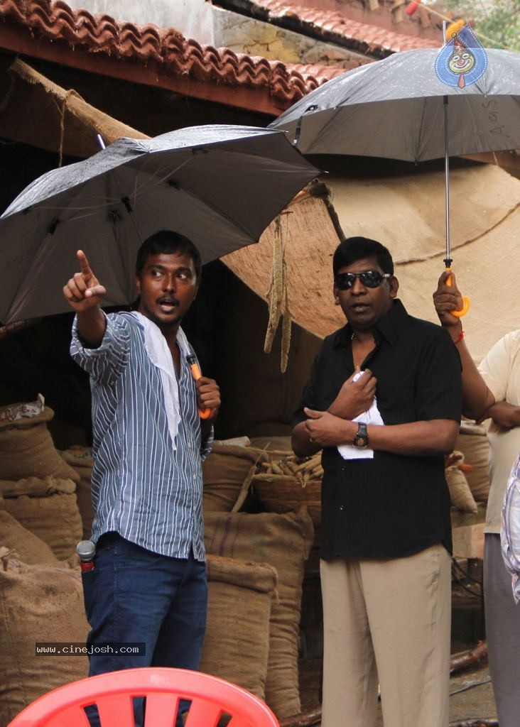 Jaggajala Pujabala Tenaliraman Tamil Movie Photos - 2 / 15 photos