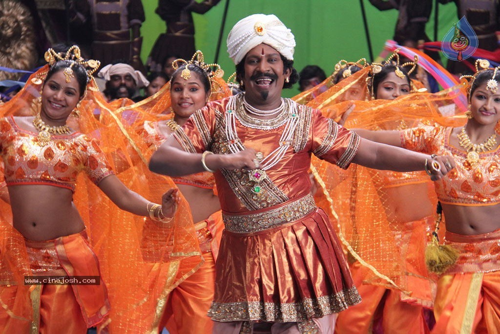 Jaggajala Pujabala Tenaliraman Tamil Movie Photos - 9 / 15 photos
