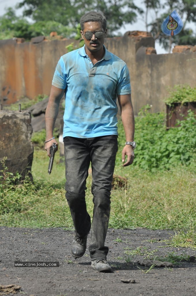 Jai Sriram Movie New Gallery - 28 / 49 photos