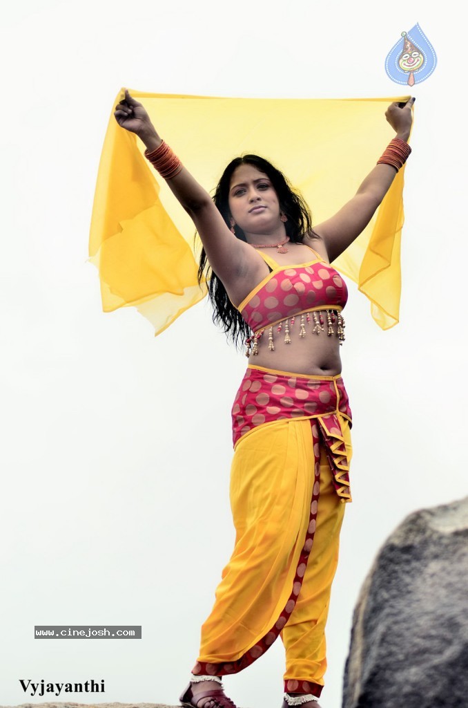 Jamaai Tamil Movie Hot Stills - 32 / 39 photos