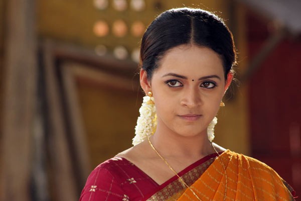 Jayam manadi - 3 / 32 photos