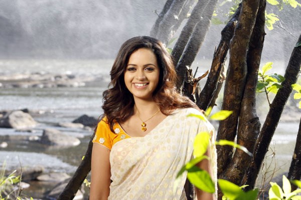 Jayam manadi - 9 / 32 photos