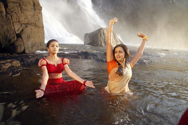 Jayam manadi - 10 / 32 photos