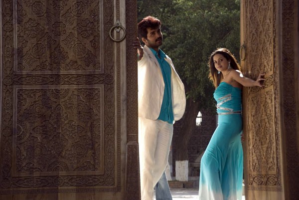 Jayam manadi - 31 / 32 photos