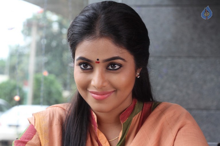 Jayammu Nischayammu Raa Stills and Posters - 7 / 18 photos