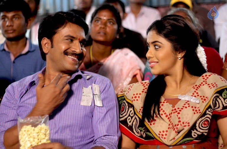 Jayammu Nishchayammura Movie Photos - 2 / 3 photos