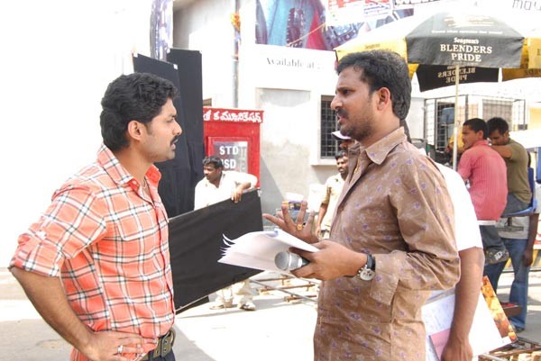 Jayeebhava Working Stills - 15 / 145 photos