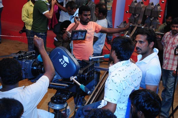 Jayeebhava Working Stills - 83 / 145 photos