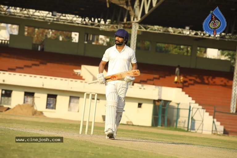 Jersey Movie Designs And Stills - 28 / 58 photos