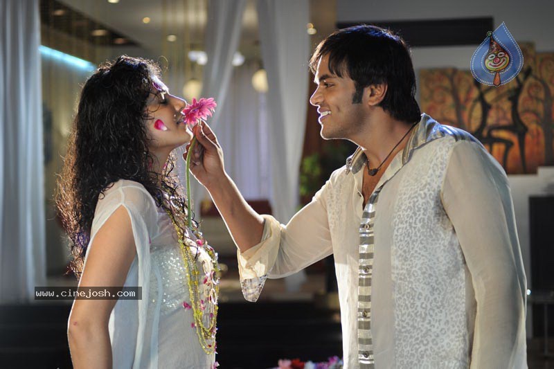 Jhummandi Naadam Movie New Stills - 15 / 17 photos