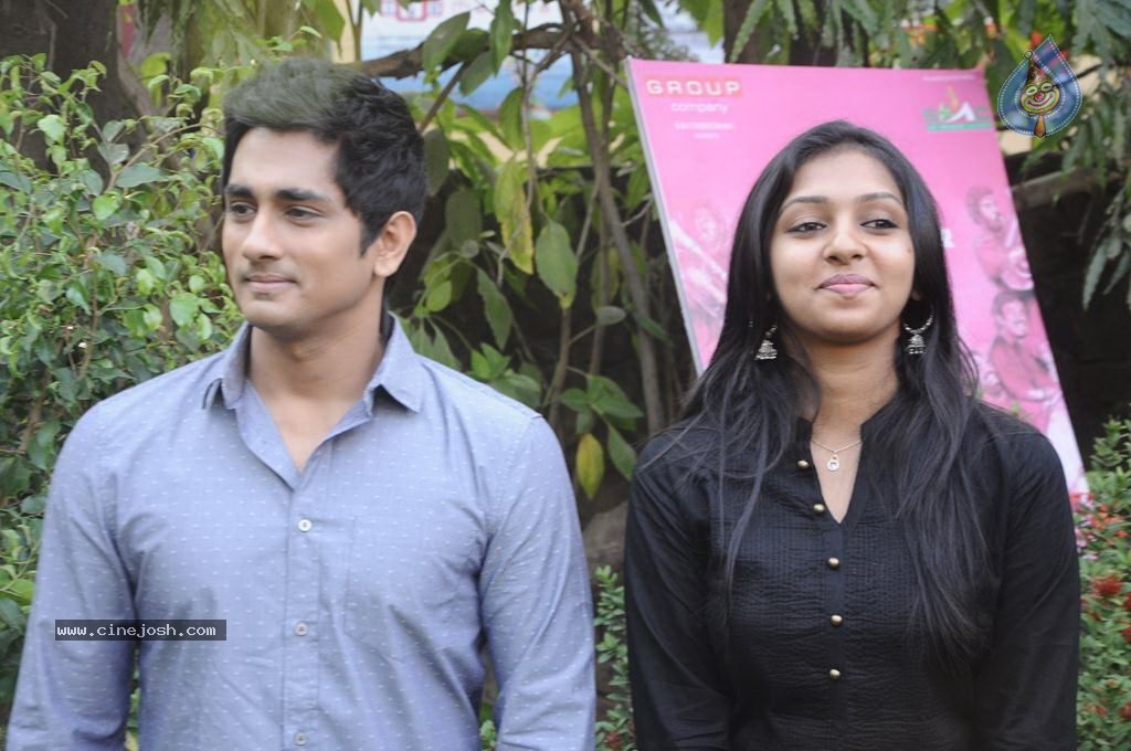 Jigarthanda Tamil Movie Stills - 17 / 79 photos