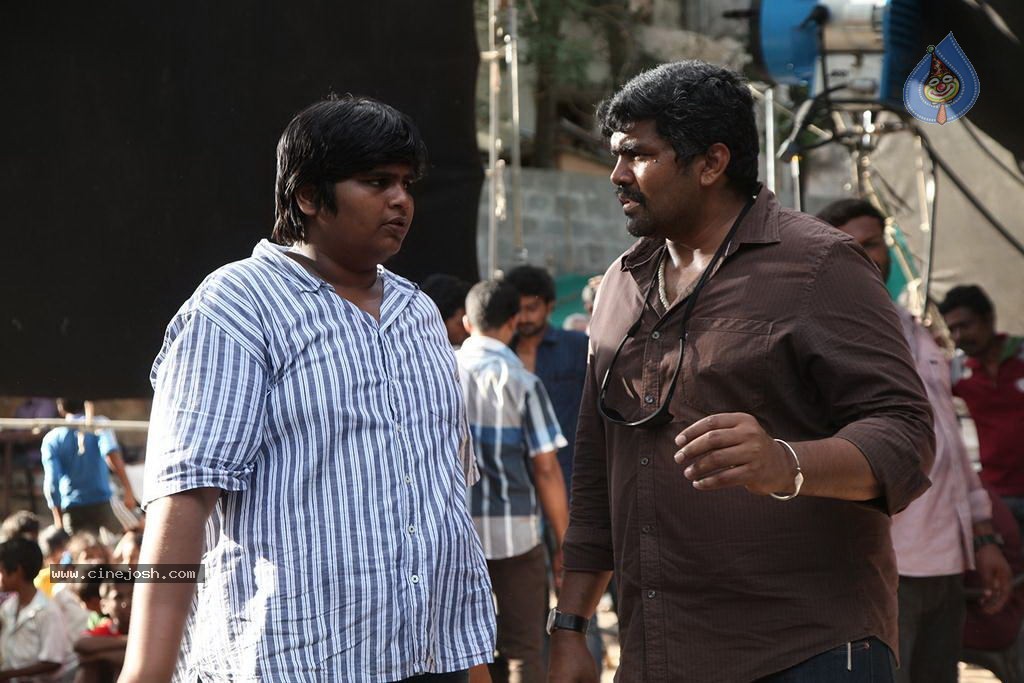 Jigarthanda Tamil Movie Stills - 36 / 79 photos